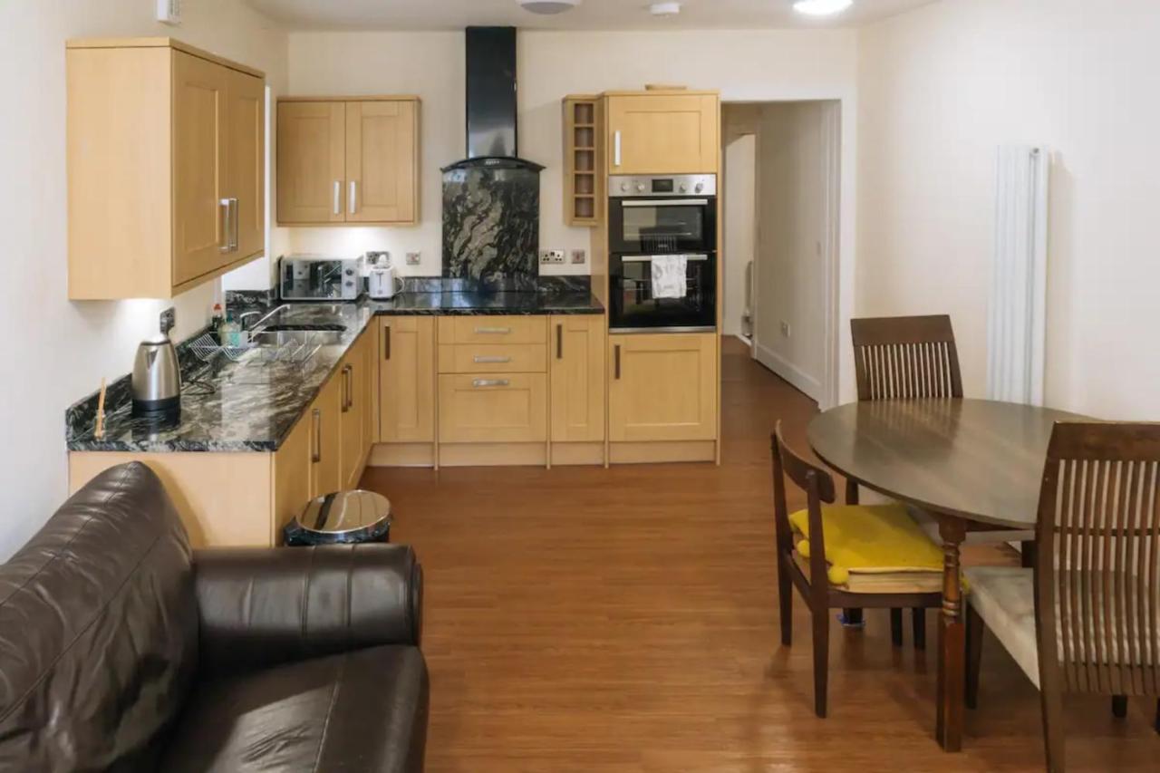 Homely 3 Bedroom In The Heart Of Central Эдинбург Экстерьер фото