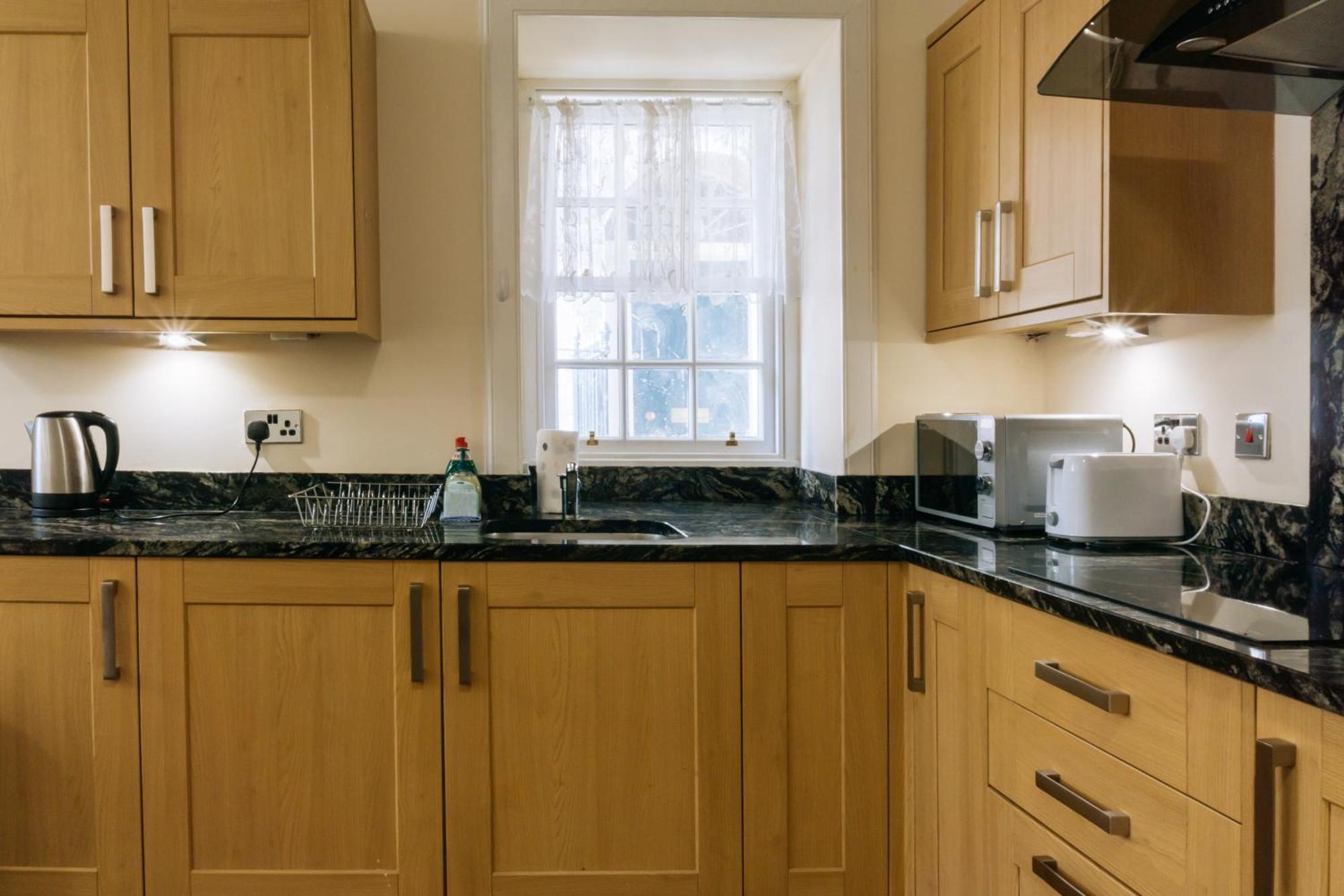 Homely 3 Bedroom In The Heart Of Central Эдинбург Экстерьер фото